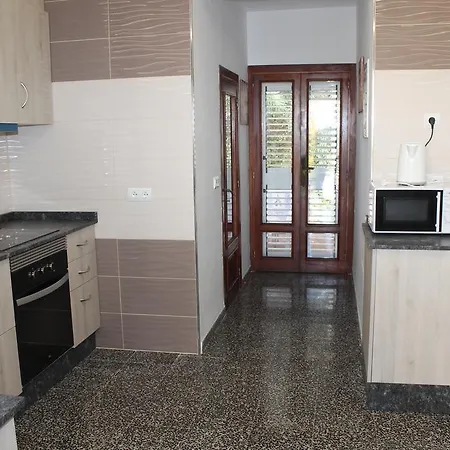 Mossenyer Villa *